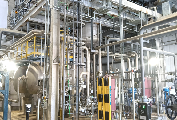 共同見證“綠色石油”快速發展——赤峰遠景全球最大綠色氫氨艾克森換熱機組案例